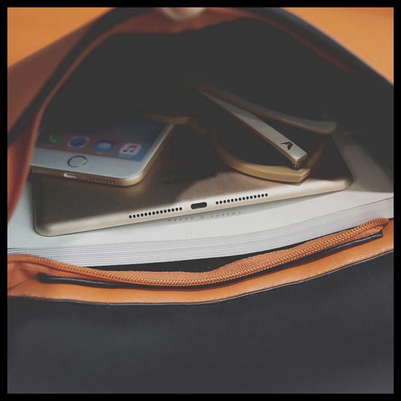 NEW CAMBRIDGE Tassel Backpack - Picture 6 of 6